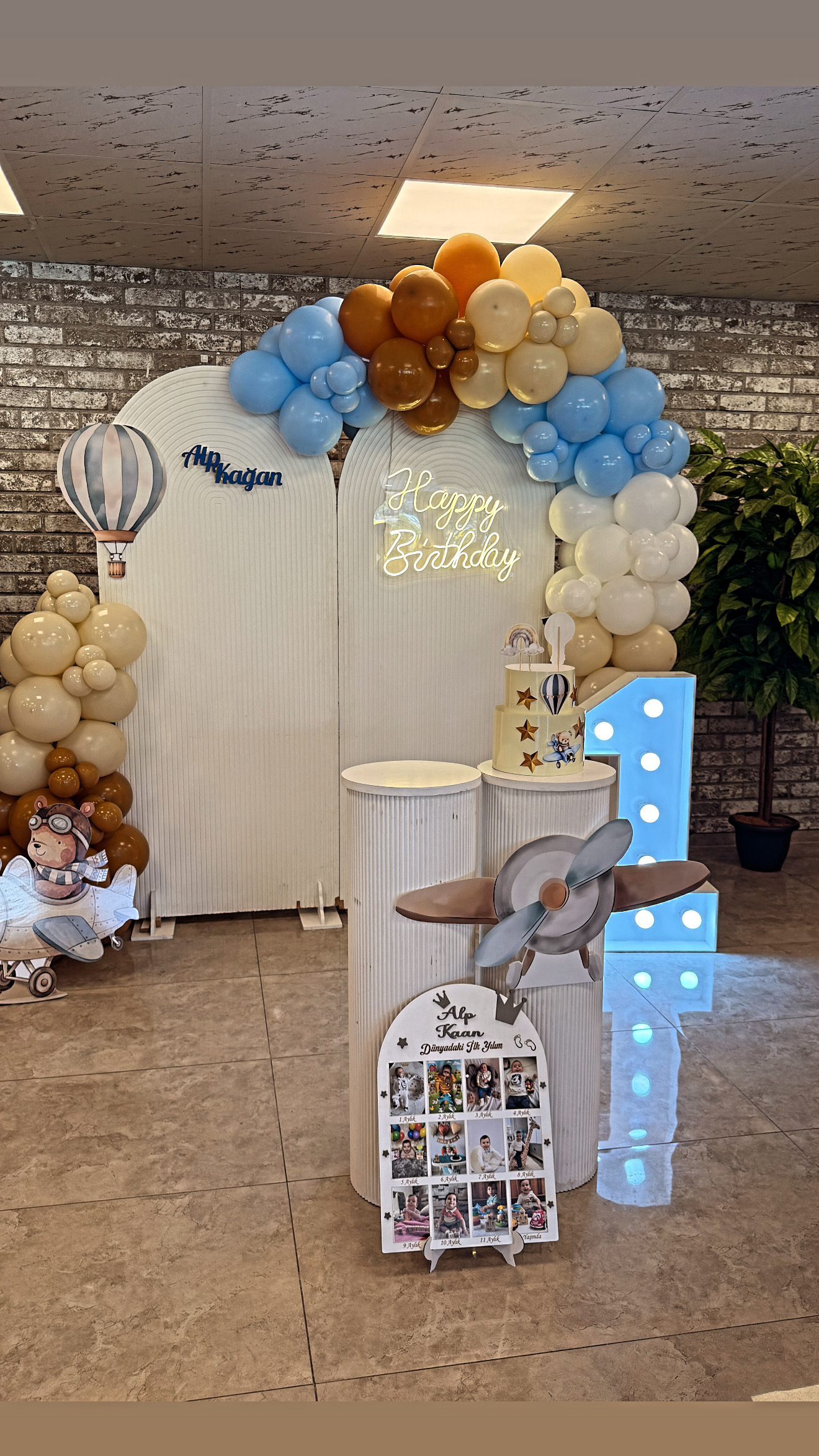 Arı Fırın En özel günlerinizde sizlerle…