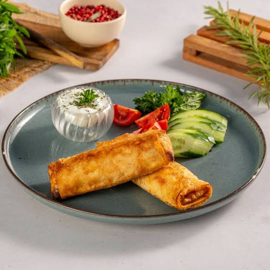 Paçanga Böreği (Porsiyon 2 adet)